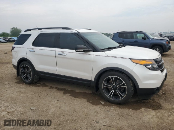 2014 Ford Explorer Sport with VIN 1FM5K8GT6EGC45569, listed as a Copart auction lot 59731185 with 98,838 mi miles and Salvage title. Bid and sale history available at DreamBid. Image 4.