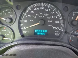 2004 Chevrolet Express Passenger with VIN 1GAHG39U641170703, listed as a IAAI auction lot 41745878 with 194,636 mi miles. Bid and sale history available at carsss.com. Image 7.
