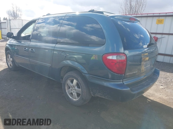 2005 Dodge Caravan SXT with VIN 2D4GP44L75R344026, listed as a IAAI auction lot 41722589 with 227,287 mi miles and . Bid and sale history available at carsss.com. Image 3.