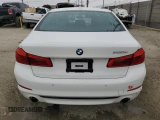 2018 BMW 5 Series 530e with VIN WBAJA9C51JG623288, listed as a Copart auction lot 52422925 with 137,612 mi miles and Clean title. Bid and sale history available at DreamBid. Image 6.