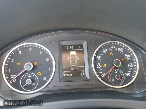 2017 Volkswagen Tiguan S with VIN WVGAV7AX3HK008793, listed as a Copart auction lot 54086385 with 82,400 mi miles and Salvage Title. Bid and sale history available at DreamBid. Image 9.