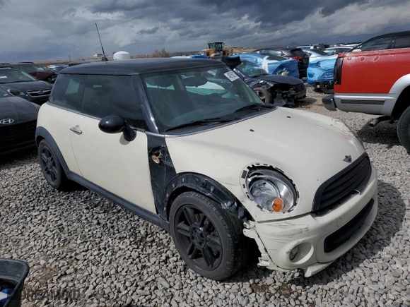 2012 MINI Cooper Hardtop with VIN WMWSU3C52CT262821, listed as a Copart auction lot 48762115 with 0 mi miles and Salvage Title. Bid and sale history available at carsss.com. Image 4.