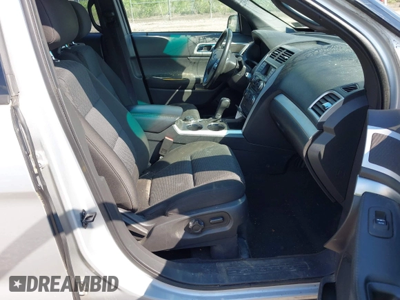 2013 Ford Explorer XLT z VIN 1FM5K8D80DGA20725, wystawiony jako IAAI lot #42270441 z przebiegiem 118 639 mil mil oraz . Historia ofert i sprzedaży dostępna na DreamBid. Obrazek 5.