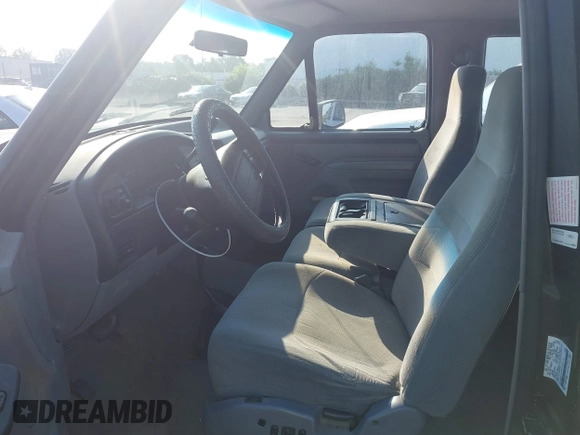 1996 Ford F-150 with VIN 1FTEX14H0TKA49456, listed as a IAAI auction lot 42689128 with 243,331 mi miles and . Bid and sale history available at DreamBid. Image 5.