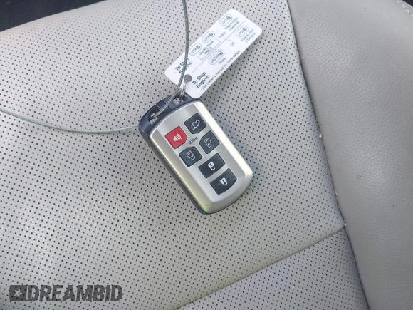 2015 Toyota Sienna XLE with VIN 5TDYK3DC5FS685735, listed as a IAAI auction lot 42139229 with 87,694 mi miles and . Bid and sale history available at DreamBid. Image 11.