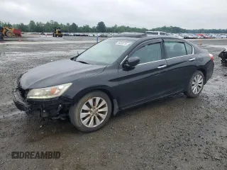 2014 Honda Accord Touring z VIN 1HGCR3F97EA035177, wystawiony jako Copart lot #58223235 z przebiegiem 231 036 mil mil oraz Szkoda całkowita • Salvage title. Historia ofert i sprzedaży dostępna na DreamBid. Obrazek 1.