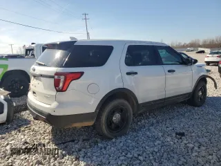 2017 Ford Police Interceptor Utility z VIN 1FM5K8AT2HGB33378, wystawiony jako Copart lot #53235295 z przebiegiem Nie podano mil oraz Czysty tytuł • Clean title. Historia ofert i sprzedaży dostępna na DreamBid. Obrazek 3.