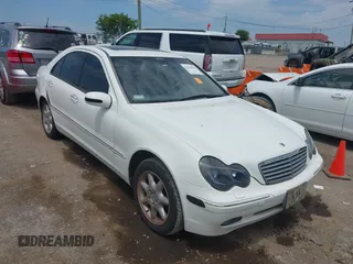2002 Mercedes-Benz C 230/260/280/320 with VIN WDBRF61J62E008897, listed as a IAAI auction lot 42598695 with Not provided miles and . Bid and sale history available at DreamBid. Image 1.
