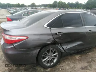 2015 Toyota Camry XLE z VIN 4T1BF1FKXFU101145, wystawiony jako IAAI lot #42400010 z przebiegiem 145 567 mil mil oraz . Historia ofert i sprzedaży dostępna na DreamBid. Obrazek 6.