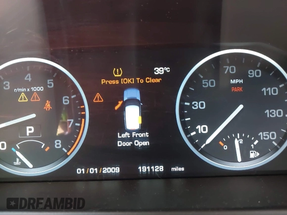 2011 Land Rover Range Rover HSE with VIN SALME1D46BA345416, listed as a IAAI auction lot 42554503 with 191,128 mi miles and . Bid and sale history available at DreamBid. Image 7.