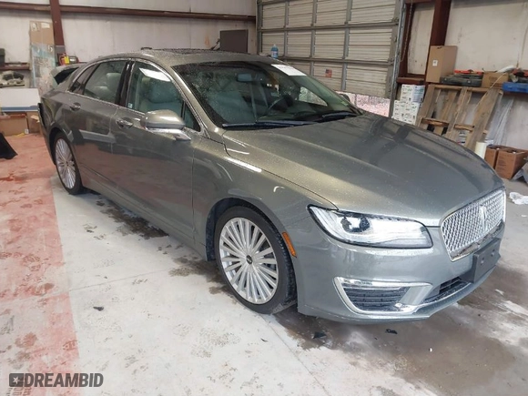 2017 Lincoln MKZ Reserve with VIN 3LN6L5E94HR609427, listed as a IAAI auction lot 41547378 with NaN miles. Bid and sale history available at carsss.com. Image 1.