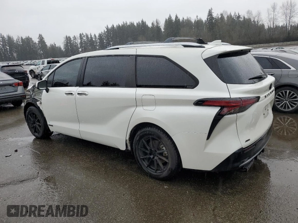 2021 Toyota Sienna Limited with VIN 5TDESKFC6MS026358, listed as a Copart auction lot 46102215 with 36,710 mi miles and Salvage Title. Bid and sale history available at DreamBid. Image 2.