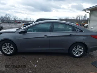 2011 Hyundai Sonata GLS with VIN 5NPEB4AC7BH086333, listed as a IAAI auction lot 41620097 with 102,429 mi miles. Bid and sale history available at carsss.com. Image 15.