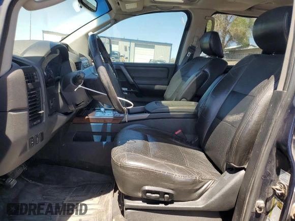 2011 Nissan Titan SL с VIN 1N6AA0EC0BN305280, выставлен на аукционе Copart как лот 54506785 с пробегом 284 074 миль миль и Списание • Salvage title. История ставок и продаж доступна на DreamBid. Изображение 7.