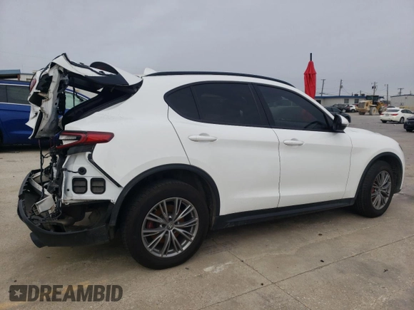 2022 Alfa Romeo Stelvio Sprint z VIN ZASPAKAN6N7D31060, wystawiony jako Copart lot #89409815 z przebiegiem Nie podano mil oraz Szkody całkowita. Historia ofert i sprzedaży dostępna na DreamBid. Obrazek 3.