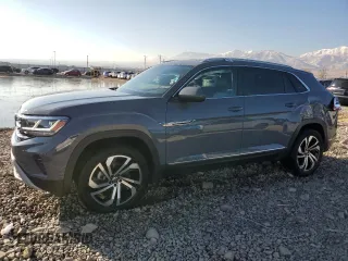 2022 Volkswagen Atlas SEL with VIN 1V2BE2CA9NC208960, listed as a Copart auction lot 88343895 with 46,842 mi miles and Salvage title. Bid and sale history available at DreamBid. Image 1.