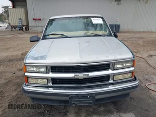 1998 Chevrolet Silverado 1500 with VIN 2GCEC19R3W1122806, listed as a IAAI auction lot 42153517 with 271,788 mi miles and . Bid and sale history available at DreamBid. Image 12.
