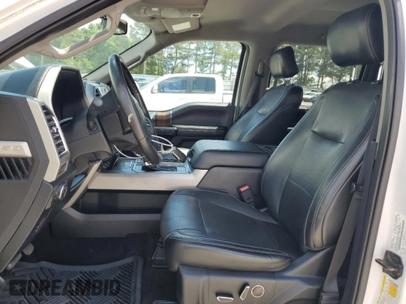 2015 Ford F-150 XLT z VIN 1FTEW1EF4FKE84209, wystawiony jako Copart lot #53974715 z przebiegiem 125 592 mil mil oraz Szkoda całkowita • Salvage title. Historia ofert i sprzedaży dostępna na DreamBid. Obrazek 7.