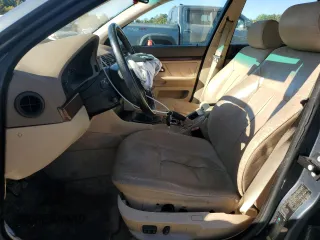 2001 BMW 5 Series 525i with VIN WBADT33401GF40448, listed as a Copart auction lot 76770544 with 266,650 mi miles and Salvage Title. Bid and sale history available at carsss.com. Image 7.
