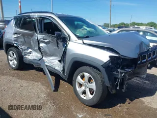 2019 Jeep Compass Latitude с VIN 3C4NJDBB6KT697110, выставлен на аукционе IAAI как лот 42331753 с пробегом 52 897 миль миль и . История ставок и продаж доступна на DreamBid. Изображение 1.