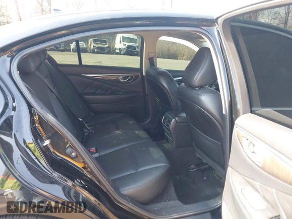 2018 Infiniti Q50 3.0t LUXE with VIN JN1EV7AP1JM590282, listed as a IAAI auction lot 41701763 with 111,318 mi miles. Bid and sale history available at carsss.com. Image 8.