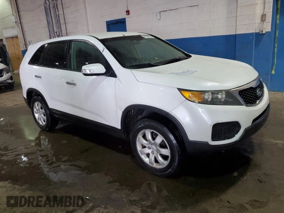 2011 Kia Sorento LX with VIN 5XYKT3A18BG052689, listed as a Copart auction lot 42052165 with 194,048 mi miles and Clean Title. Bid and sale history available at carsss.com. Image 4.