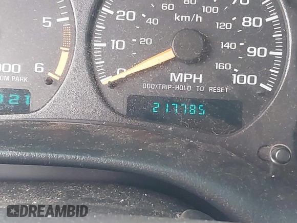 2002 GMC Sonoma SLS with VIN 1GTDT13W12K158613, listed as a IAAI auction lot 41524710 with 217,785 mi miles. Bid and sale history available at carsss.com. Image 15.