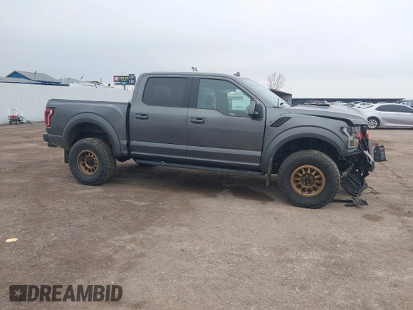 2019 Ford F-150 Raptor with VIN 1FTFW1RG9KFB45830, listed as a IAAI auction lot 41602022 with 136,401 mi miles. Bid and sale history available at carsss.com. Image 13.