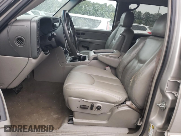 2005 Chevrolet Avalanche Z71 with VIN 3GNEK12Z35G271792, listed as a Copart auction lot 71290704 with 326,914 mi miles and Salvage Title. Bid and sale history available at carsss.com. Image 7.