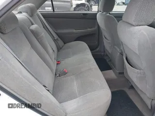 2004 Toyota Camry LE with VIN 4T1BE32K84U362436, listed as a IAAI auction lot 42134510 with 199,371 mi miles. Bid and sale history available at carsss.com. Image 8.