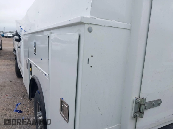 2019 Ford F-250 XL with VIN 1FDBF2A66KEC96889, listed as a IAAI auction lot 41293612 with 65,445 mi miles and . Bid and sale history available at DreamBid. Image 3.