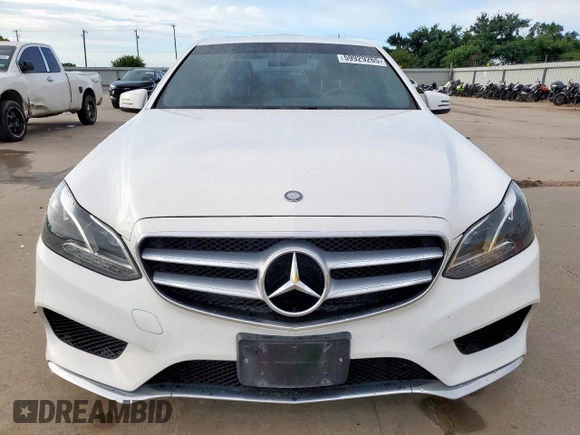 2014 Mercedes-Benz E 350 Sport z VIN WDDHF5KB2EB048386, wystawiony jako Copart lot #59929265 z przebiegiem 116 801 mil mil oraz Szkoda całkowita • Salvage title. Historia ofert i sprzedaży dostępna na DreamBid. Obrazek 5.