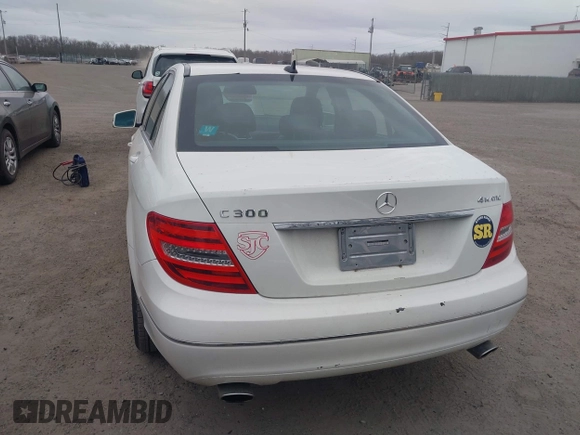 2012 Mercedes-Benz C-Class C 300 Sport with VIN WDDGF8BB8CR230160, listed as a IAAI auction lot 41712051 with 138,817 mi miles. Bid and sale history available at carsss.com. Image 16.