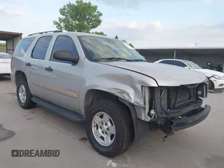 2008 Chevrolet Tahoe LS with VIN 1GNFC13C18R185820, listed as a IAAI auction lot 42662827 with 186,500 mi miles and . Bid and sale history available at DreamBid. Image 1.