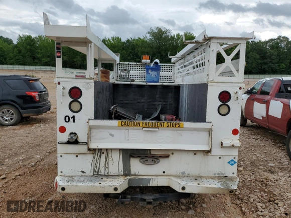 2014 Ford F-350 XL с VIN 1FT8X3A69EEB43400, выставлен на аукционе Copart как лот 60288145 с пробегом 239 618 миль миль и Списание • Salvage title. История ставок и продаж доступна на DreamBid. Изображение 6.