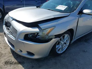 2010 Nissan Maxima SV with VIN 1N4AA5AP4AC825670, listed as a IAAI auction lot 42150640 with 117,626 mi miles and . Bid and sale history available at DreamBid. Image 6.