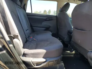 2020 Toyota Highlander LE z VIN 5TDBZRBH4LS511959, wystawiony jako Copart lot #53354555 z przebiegiem 99 381 mil mil oraz Szkoda całkowita • Salvage title. Historia ofert i sprzedaży dostępna na DreamBid. Obrazek 11.