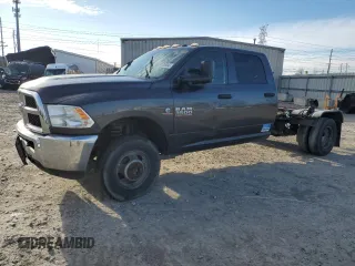 2018 Ram 3500 Tradesman z VIN 3C63RRGL3JG241207, wystawiony jako Copart lot #87117904 z przebiegiem 586 382 mil mil oraz Czysty tytuł • Clean title. Historia ofert i sprzedaży dostępna na DreamBid. Obrazek 1.