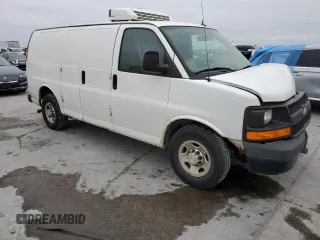 2015 Chevrolet Express Cargo z VIN 1GCWGFCF0F1286668, wystawiony jako Copart lot #85657524 z przebiegiem 107 760 mil mil oraz Szkoda całkowita • Salvage title. Historia ofert i sprzedaży dostępna na DreamBid. Obrazek 4.