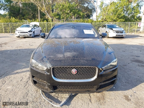 2018 Jaguar XE 25t with VIN SAJAR4FX7JCP35484, listed as a IAAI auction lot 41312008 with 1 mi miles. Bid and sale history available at carsss.com. Image 6.