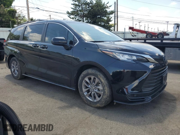 2023 Toyota Sienna LE with VIN 5TDKRKEC3PS153363, listed as a Copart auction lot 61843745 with 36,575 mi miles and Salvage title. Bid and sale history available at DreamBid. Image 4.
