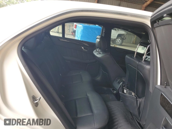 2013 Mercedes-Benz E 350 Luxury with VIN WDDHF2EB6DA738057, listed as a Copart auction lot 48225355 with 136,259 mi miles and Clean title. Bid and sale history available at DreamBid. Image 10.