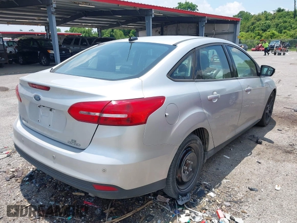 2016 Ford Focus SE with VIN 1FADP3F29GL231310, listed as a IAAI auction lot 42396437 with 170,175 mi miles and . Bid and sale history available at DreamBid. Image 4.