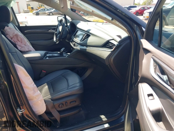2018 Buick Enclave Essence with VIN 5GAERBKW6JJ188934, listed as a IAAI auction lot 41971562 with 94,210 mi miles and . Bid and sale history available at carsss.com. Image 5.