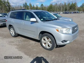 2008 Toyota Highlander z VIN JTEDS41A382056486, wystawiony jako IAAI lot #41805793 z przebiegiem 185 814 mil mil oraz . Historia ofert i sprzedaży dostępna na DreamBid. Obrazek 1.