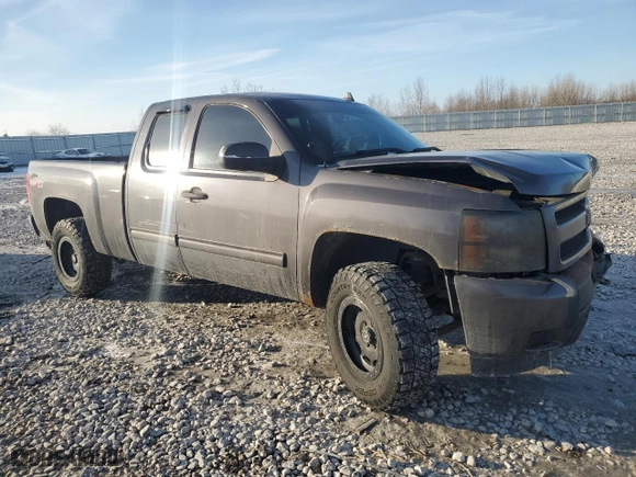 2010 Chevrolet Silverado 1500 LT with VIN 1GCSKSE33AZ227309, listed as a Copart auction lot 44761545 with 180,923 mi miles and Clean Title. Bid and sale history available at carsss.com. Image 4.