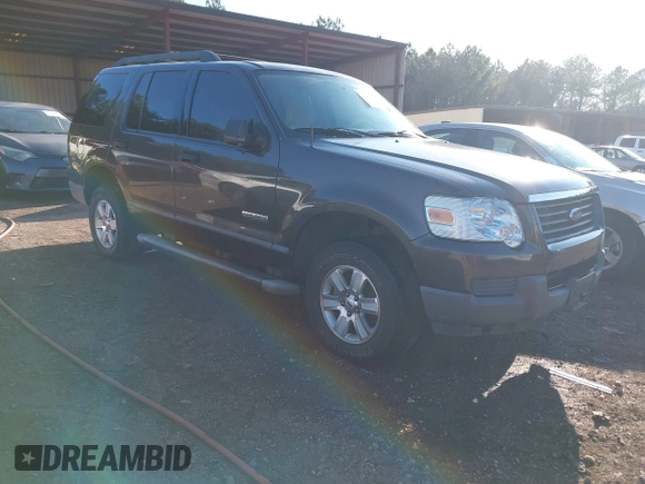 2006 Ford Explorer XLS with VIN 1FMEU62E16UA28599, listed as a IAAI auction lot 41638404 with 103,783 mi miles. Bid and sale history available at carsss.com. Image 1.