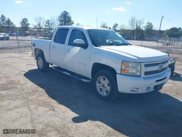 2010 Chevrolet Silverado 1500 LT with VIN 3GCRKSE35AG262187, listed as a IAAI auction lot 41883053 with 156,505 mi miles. Bid and sale history available at carsss.com. Image 1.