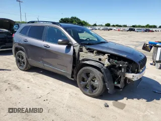 2018 Jeep Cherokee Latitude Tech Connect with VIN 1C4PJLCB2JD540034, listed as a Copart auction lot 55622855 with 71,428 mi miles and Salvage title. Bid and sale history available at DreamBid. Image 4.