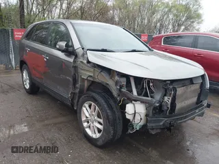 2014 Kia Sorento LX with VIN 5XYKT3A67EG477367, listed as a IAAI auction lot 41911249 with 172,320 mi miles and . Bid and sale history available at DreamBid. Image 1.